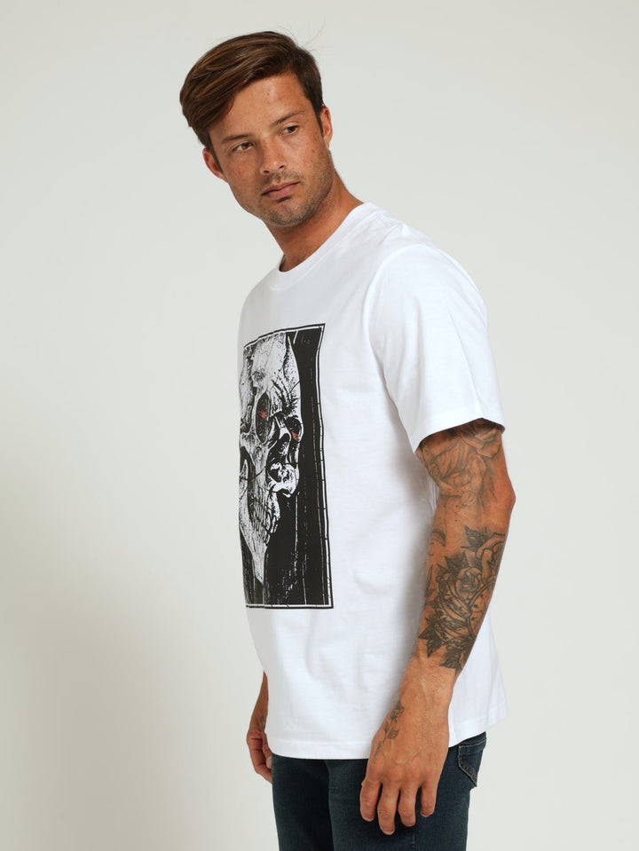 Skull Ray Tee - White