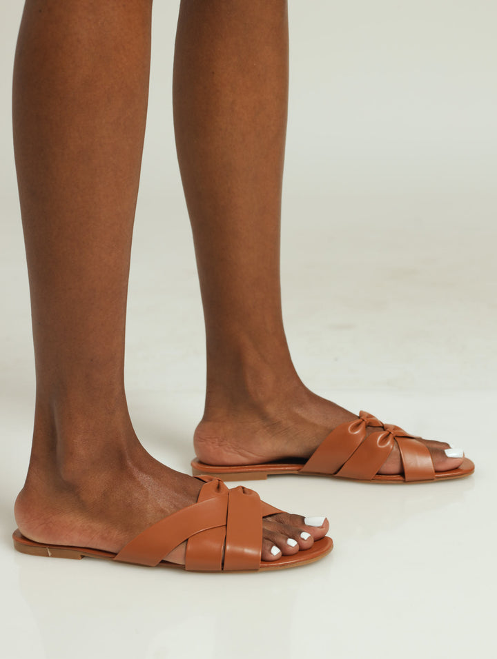 Flat Crossover Strap Sandal - Tan