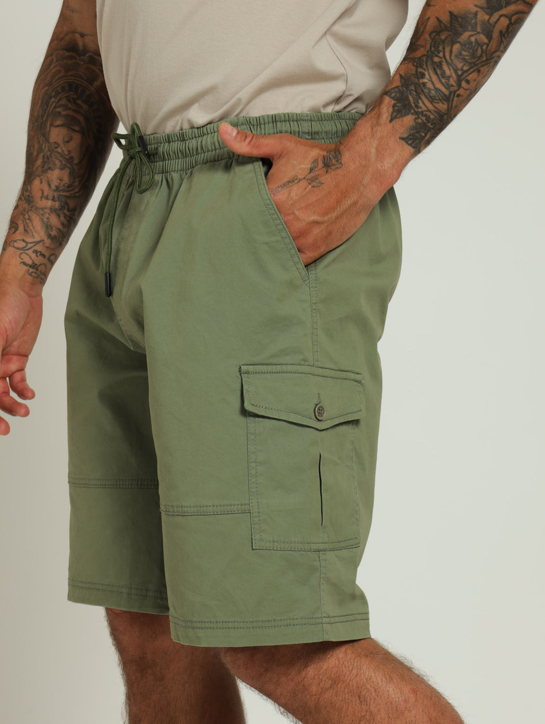 Cargo Pull On Short - Olive