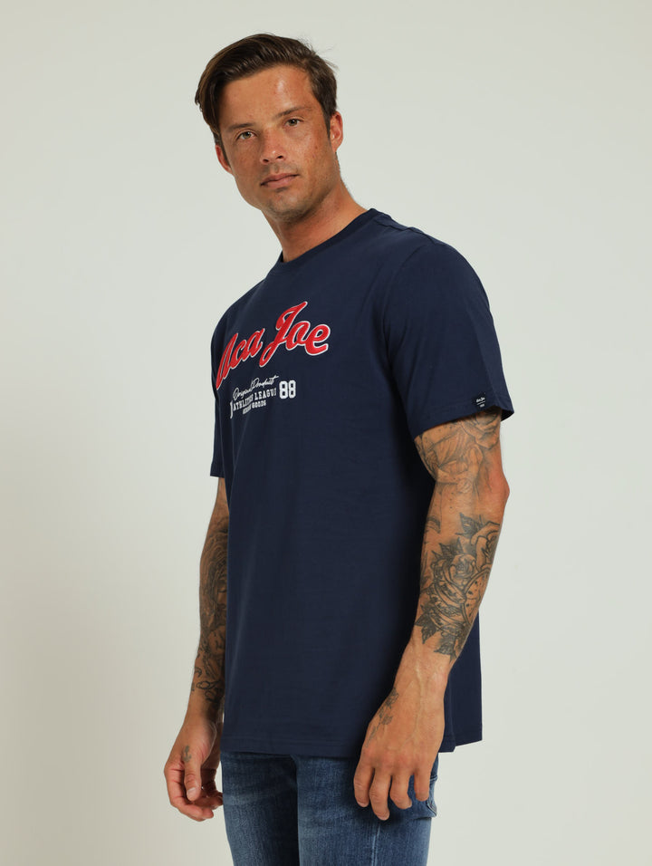 Chest Logo Embroidered Tee - Navy