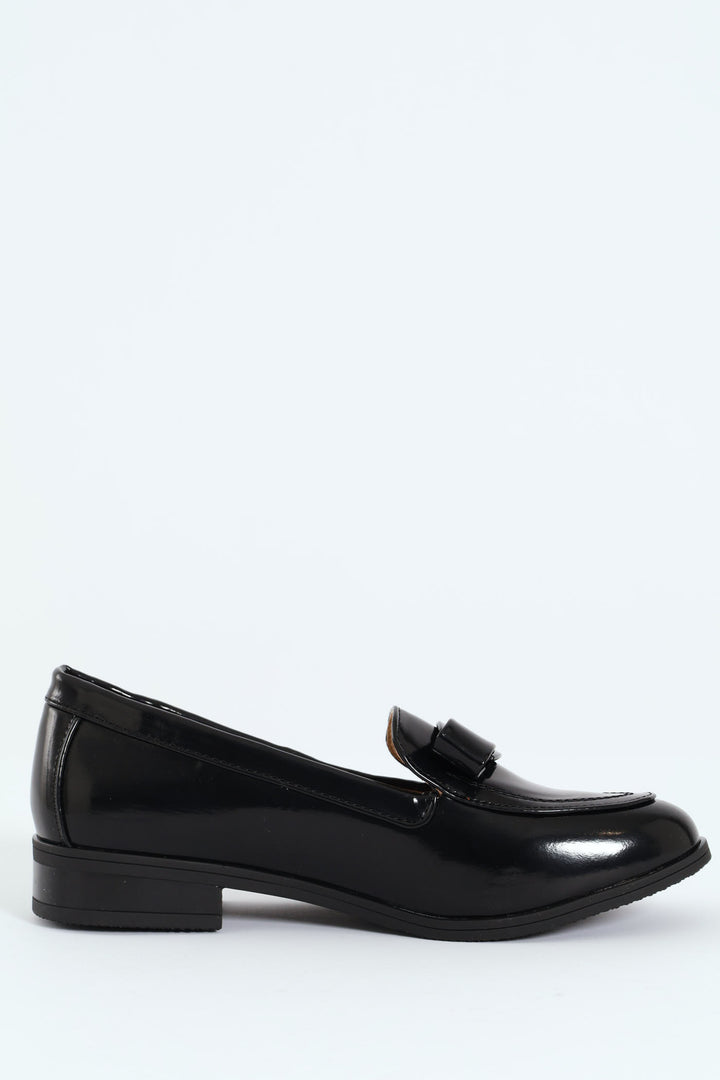 Leandra 17 Bow Trim Round Toe Patent Loafer - Black