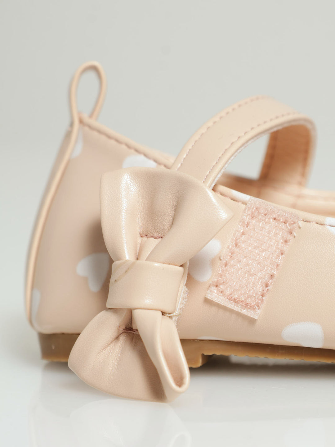 Baby Girls Heart Pumps - Beige