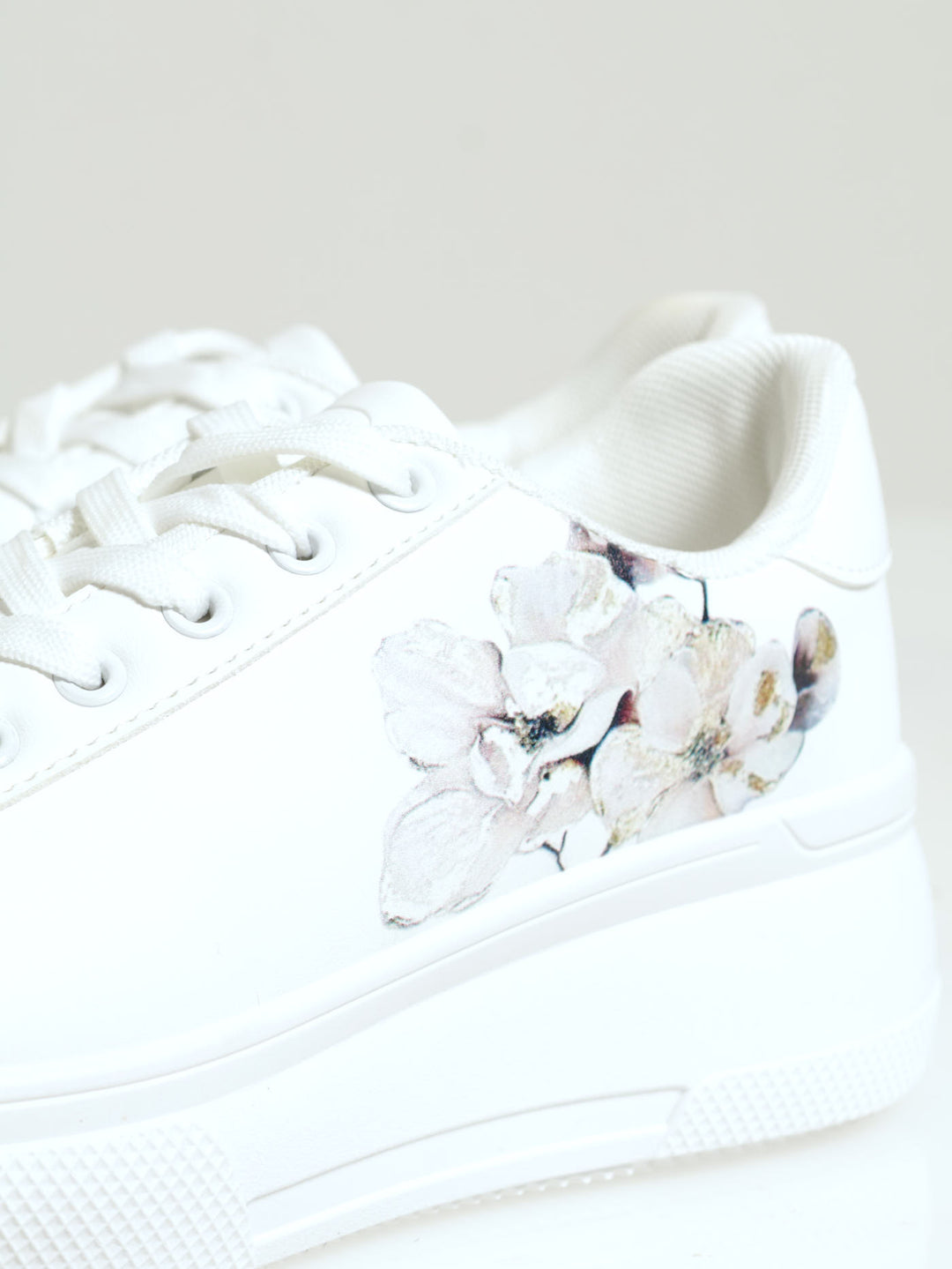 Valentine Floral Lace Up Platform Sneaker - White