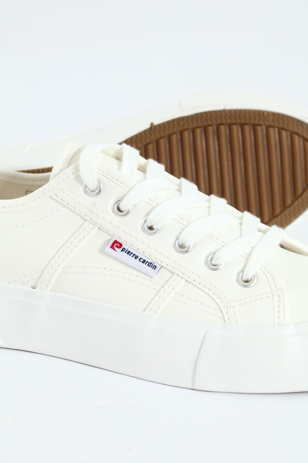 Calais 6 Basic Lace Up Platform Sneaker - White