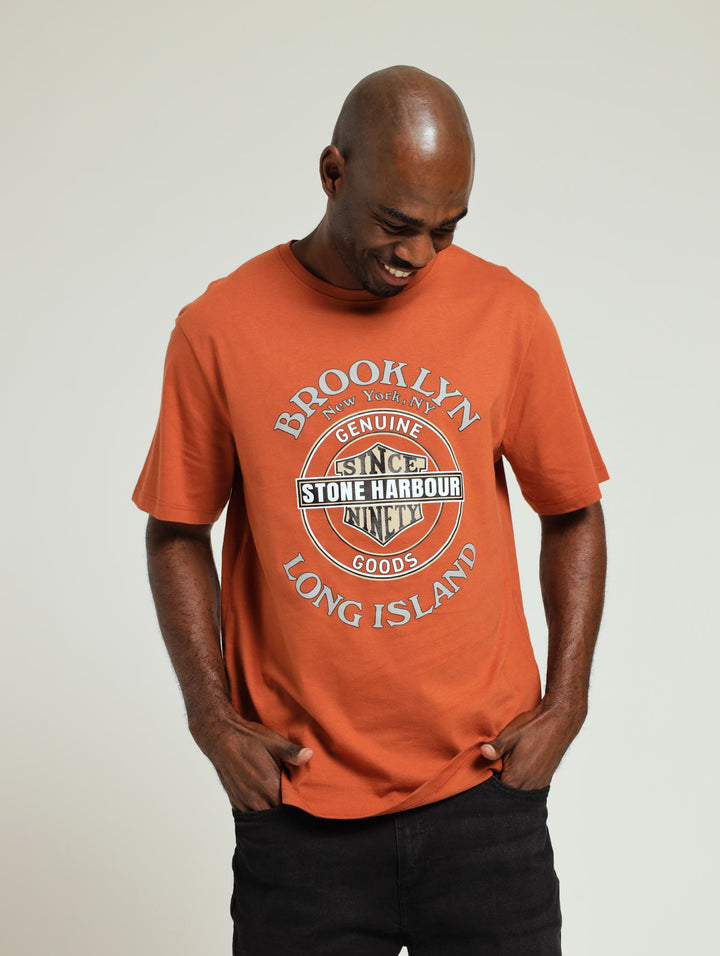 Brooklyn Long Island Tee - Rust