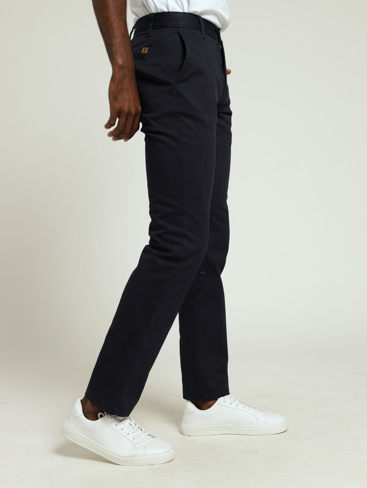 New Basic Straight Fit Chino - Navy