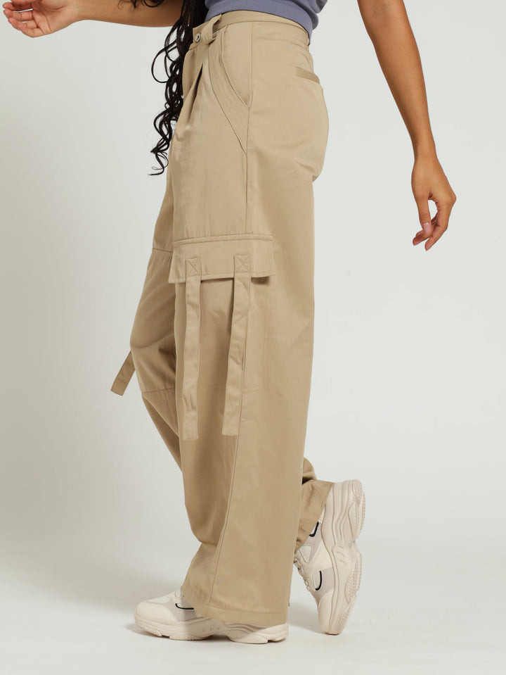 Balloon Pants With Straps - Stone