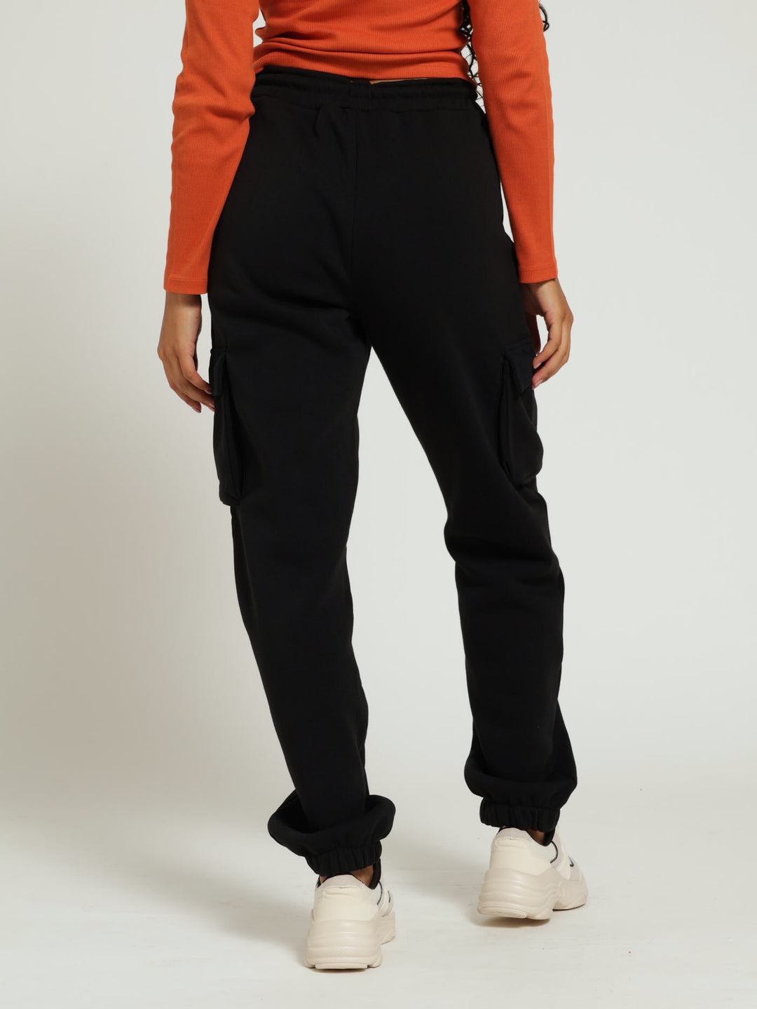 Rib Pocket Fleece Jogger - Black