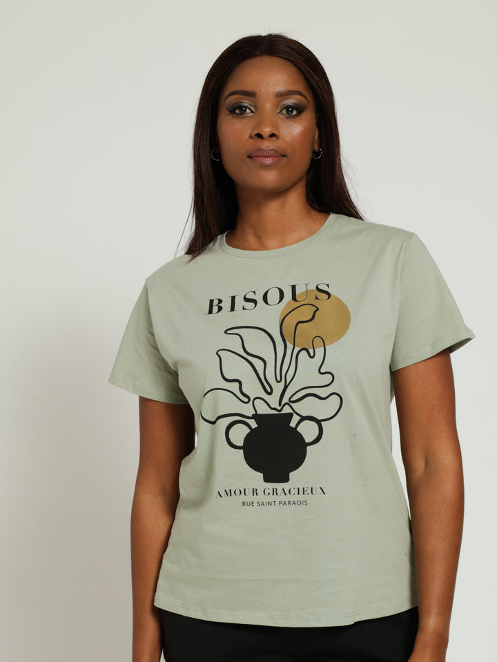 Bisous Vase Tee - Sage