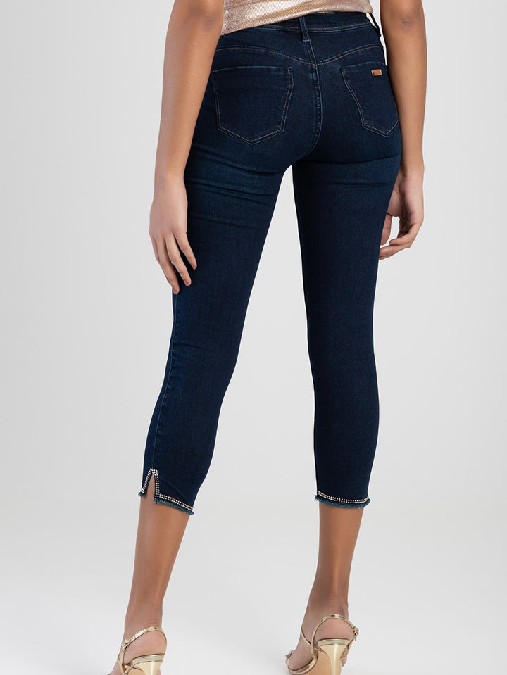 Axel Capri Denim Jeans With Pocket & Hem Detail - Black/Blue