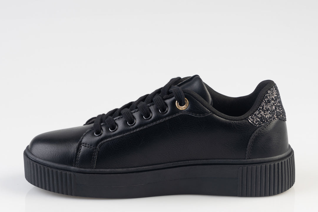 Novus Sneaker - Black