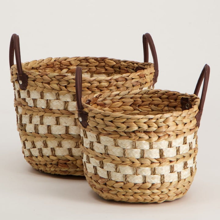 Round Paper Basked with Rope Handles