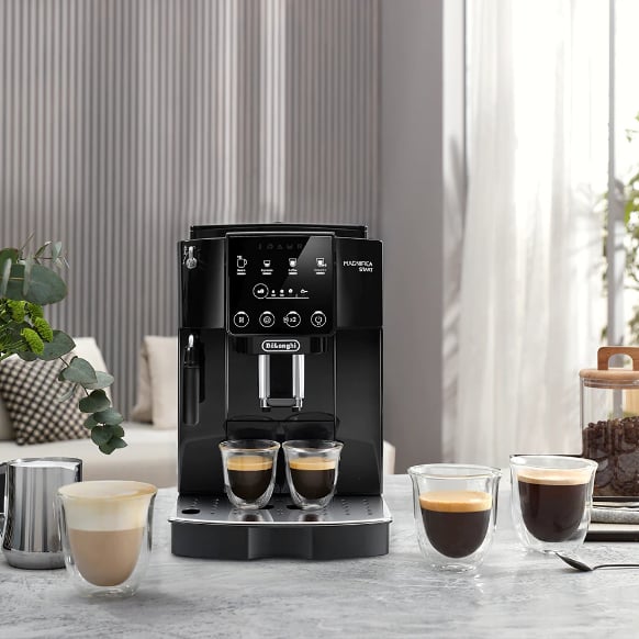 De'Longhi Magnifica Start Coffee Machine - Black