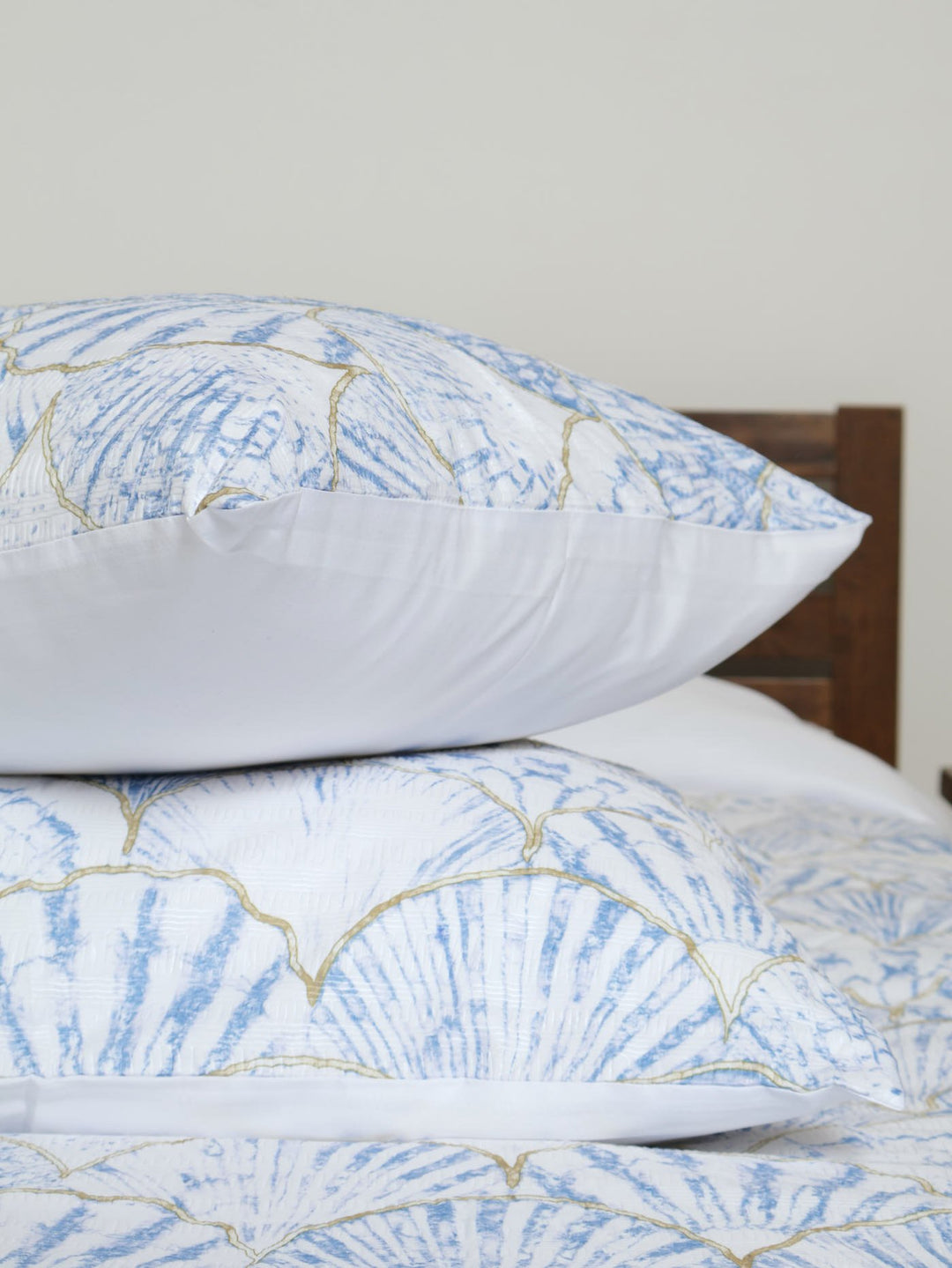 Shell Embossed Duvet - Blue