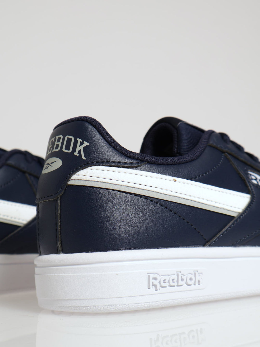 Court Retro Closed Toe Lace Up Sneaker - Navy/White