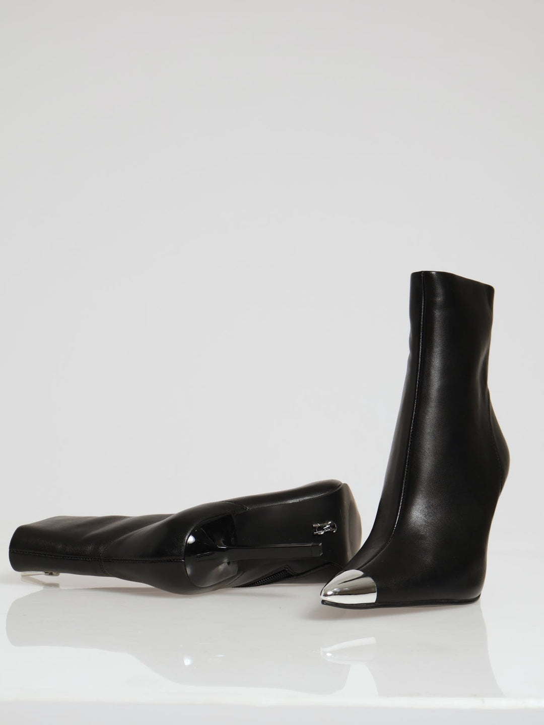 Iyanna-C Nappa Leather Metal Toecap Boots - Black