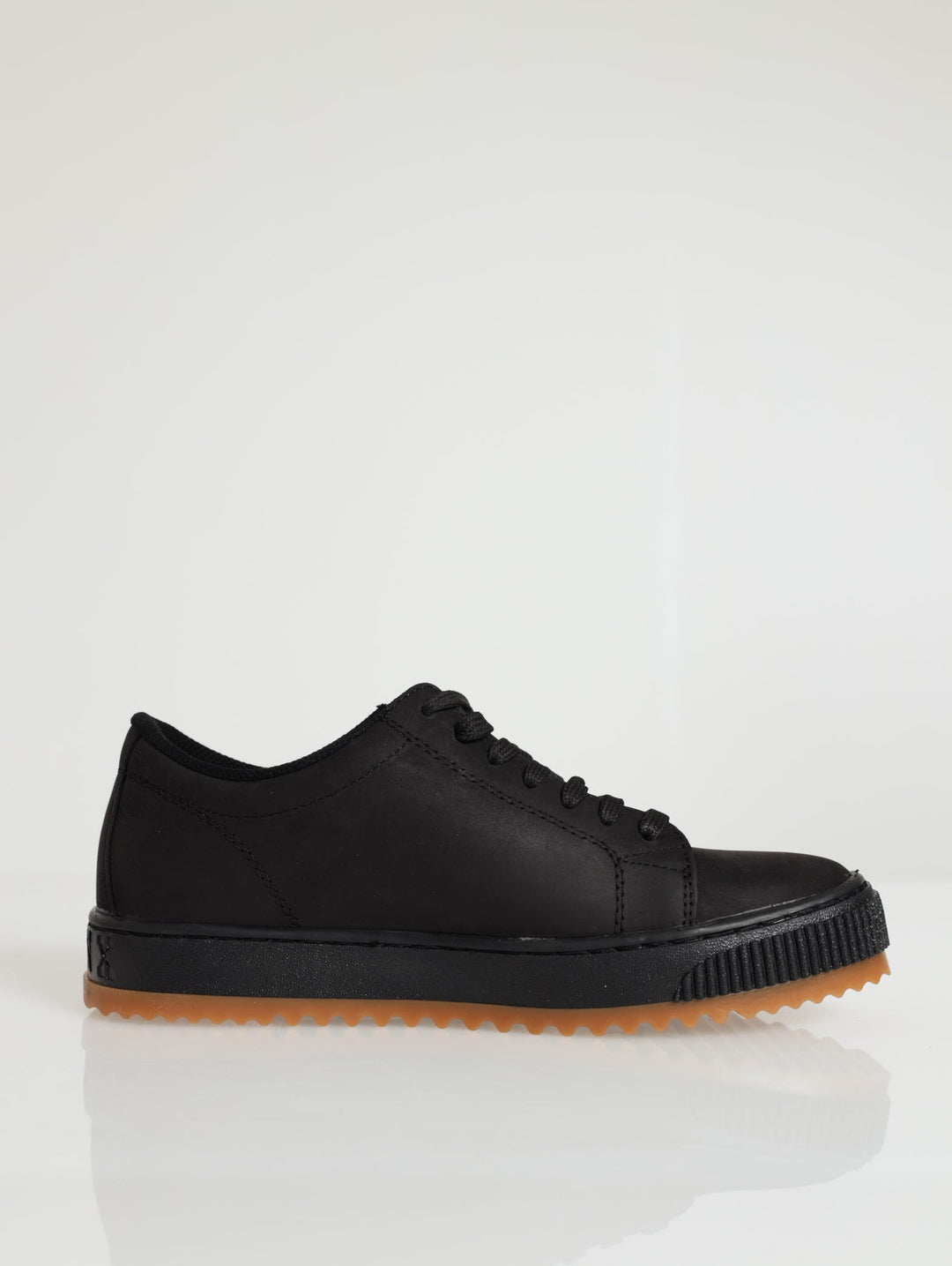 Disco Basic Sneaker - Black