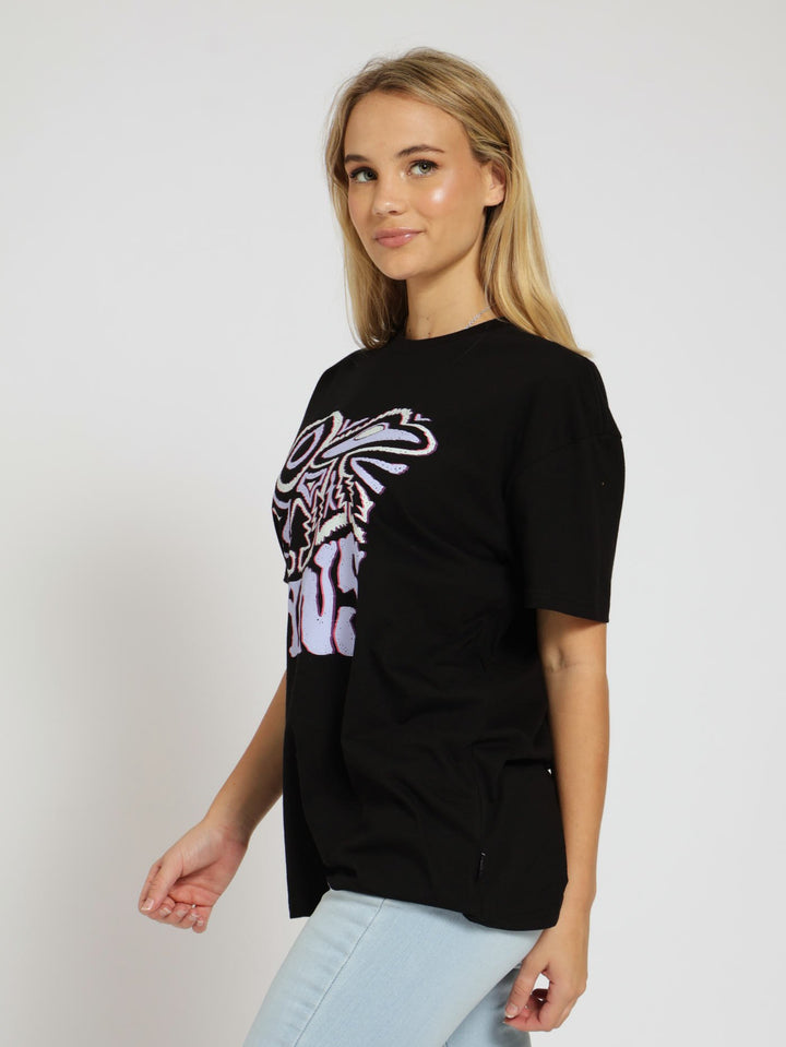 Outdoor Abduction Oversized Top - Black