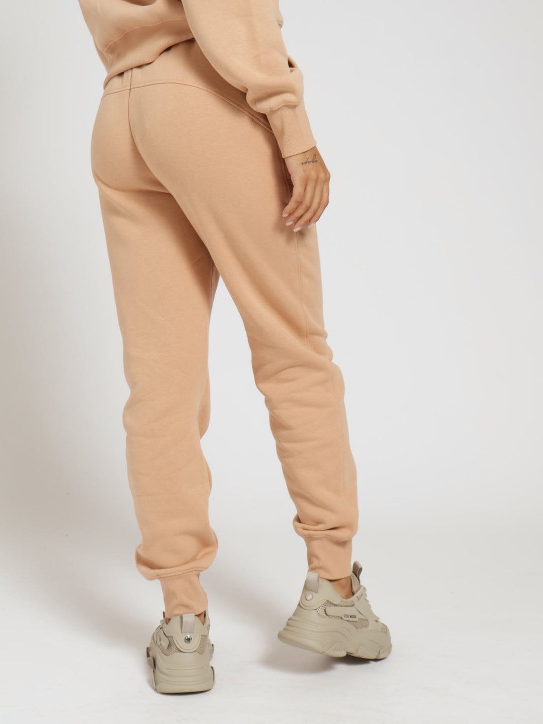 Lucy Fleece Jogger With Patch Pockets - Fawn