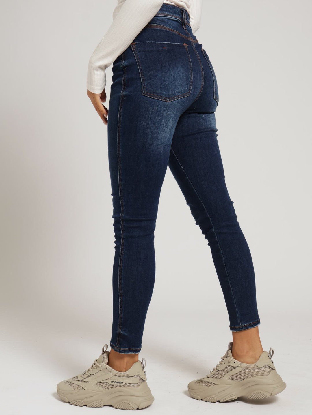 Eva Curvy Jean - Dark Wash Ink