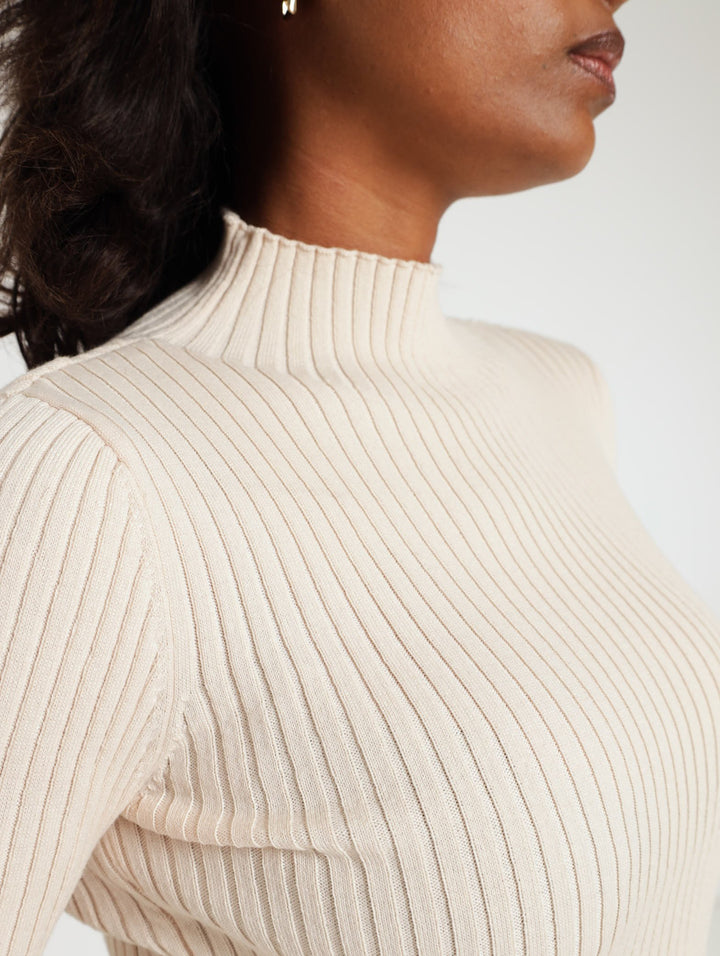 Ribbed Turtleneck Pullover - Cream