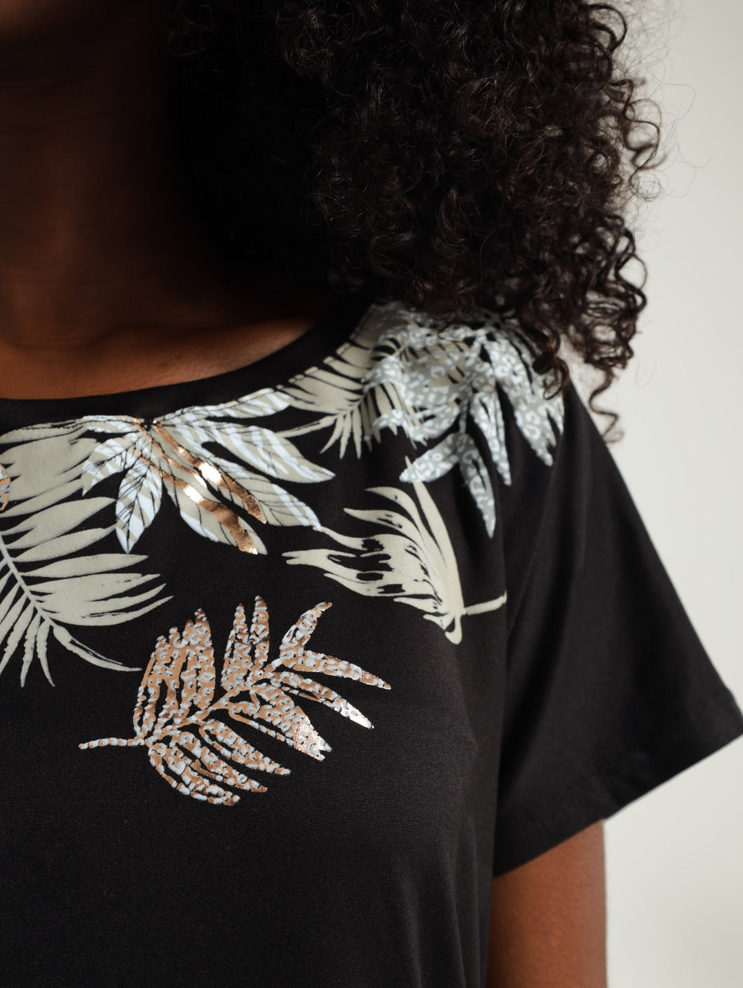 Block Print Tropic Animal Tee - Black