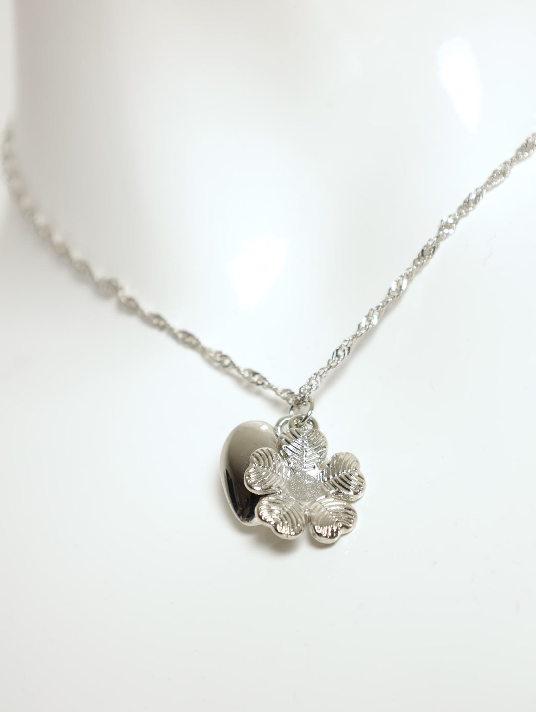 Heart Pendant Twist Chain Necklace - Silver