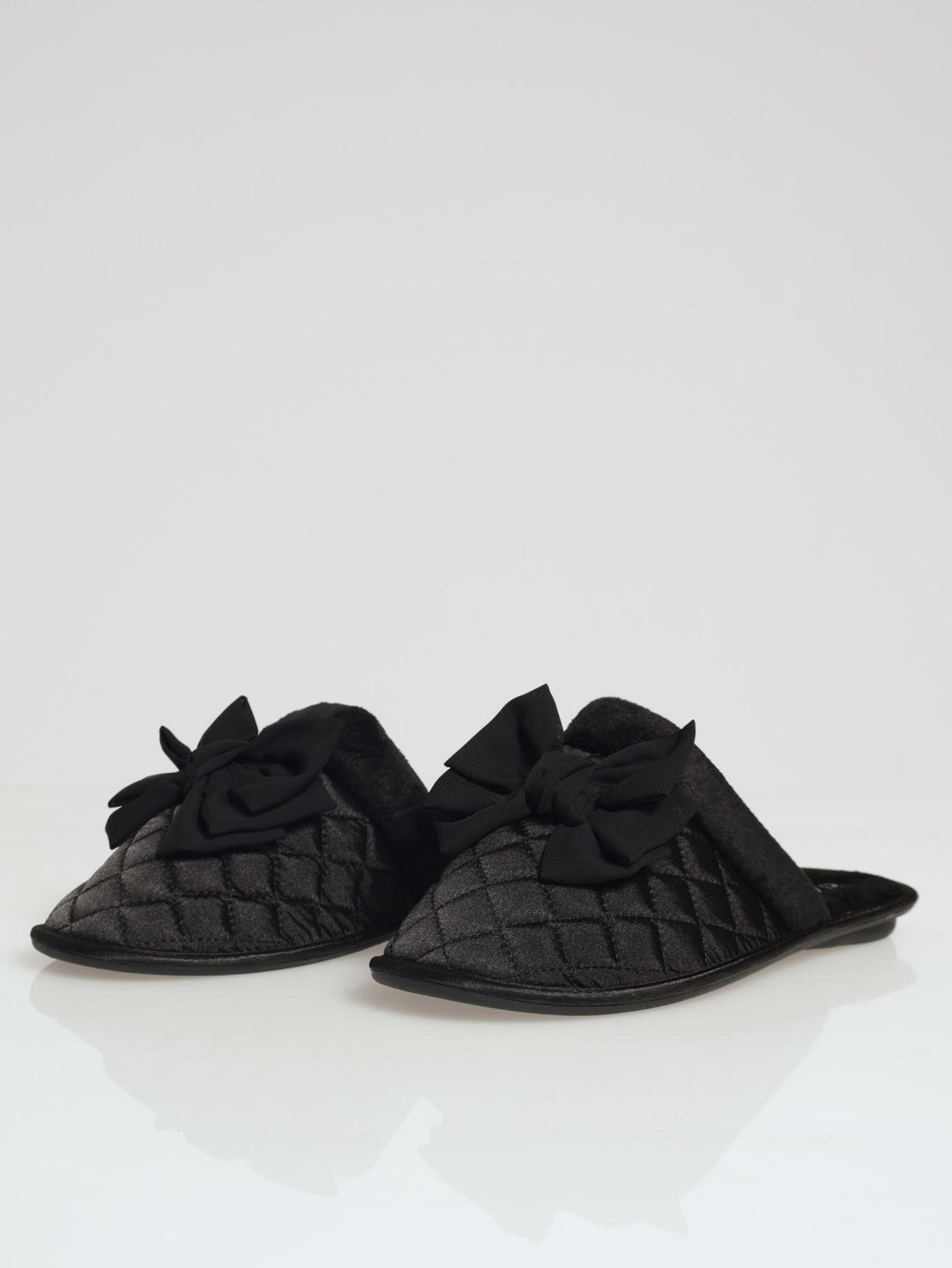 Quilted Closed Toe With Big Bow & Fur Topline Slipper - Black