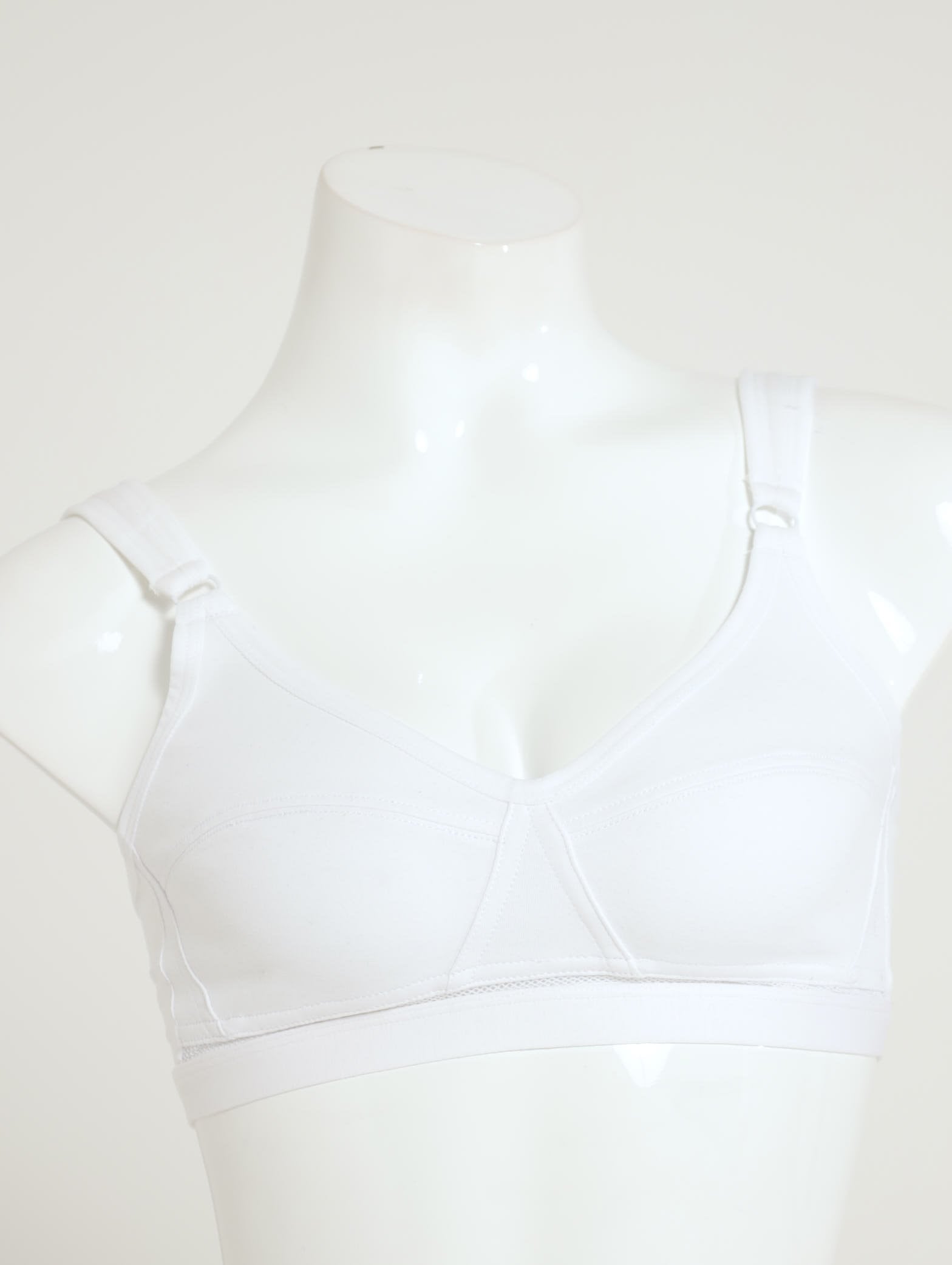 Edgars sports deals bra