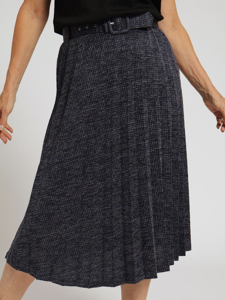 Pleated Textured Knit Skirt With Belt - Navy