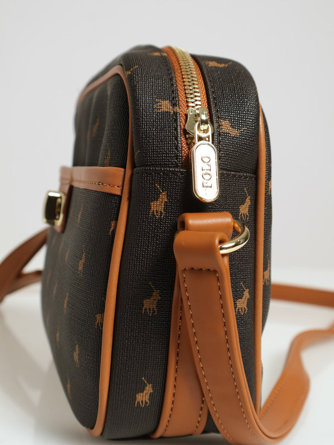 Iconic Camera Bag With Turn Lock - Brown