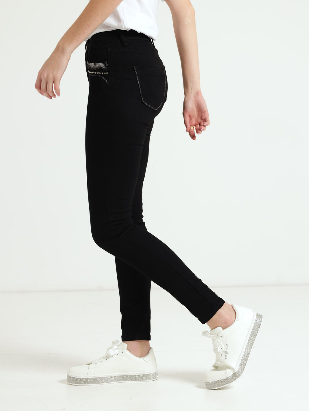 Mid Waist Denim Jean With Front Pocket Detail - Black