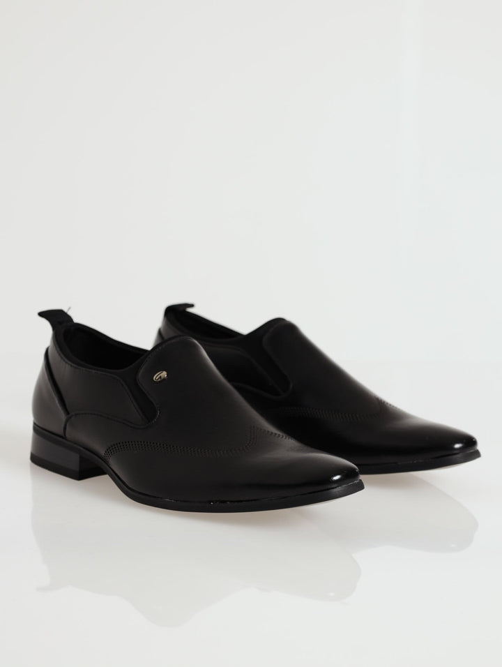 Lazer Punched Wing Detail Slip On - Black