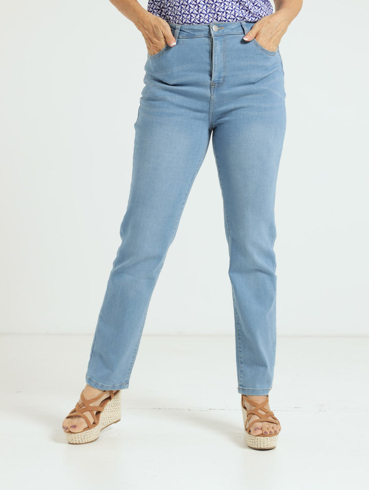 Straight Leg Denim Jeans - Light Wash