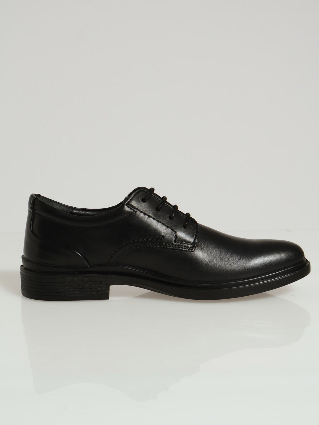 Leather Lace Up Basic Shoe - Black
