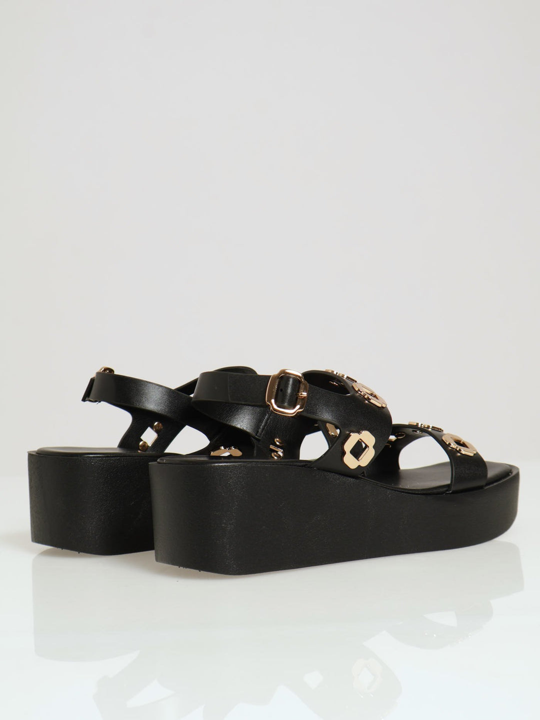 Backstrap Flatform Sandal With Metal Trim Details - Black