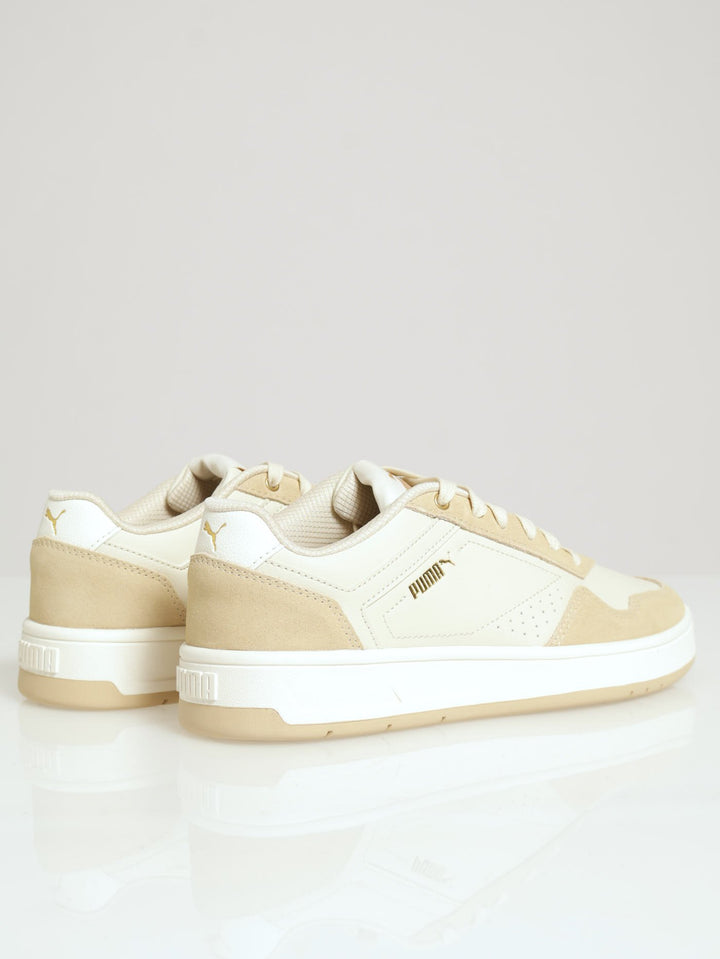 Court Classic Closed Toe Lace Up Sneaker - Beige