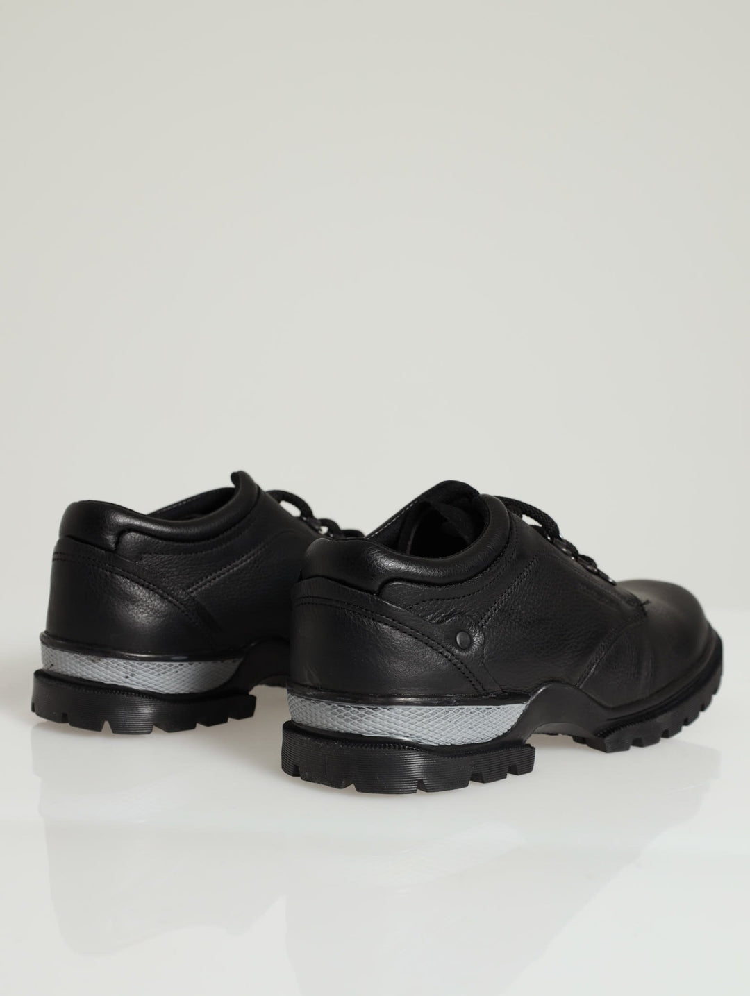 Trap Lace Up Shoe - Black