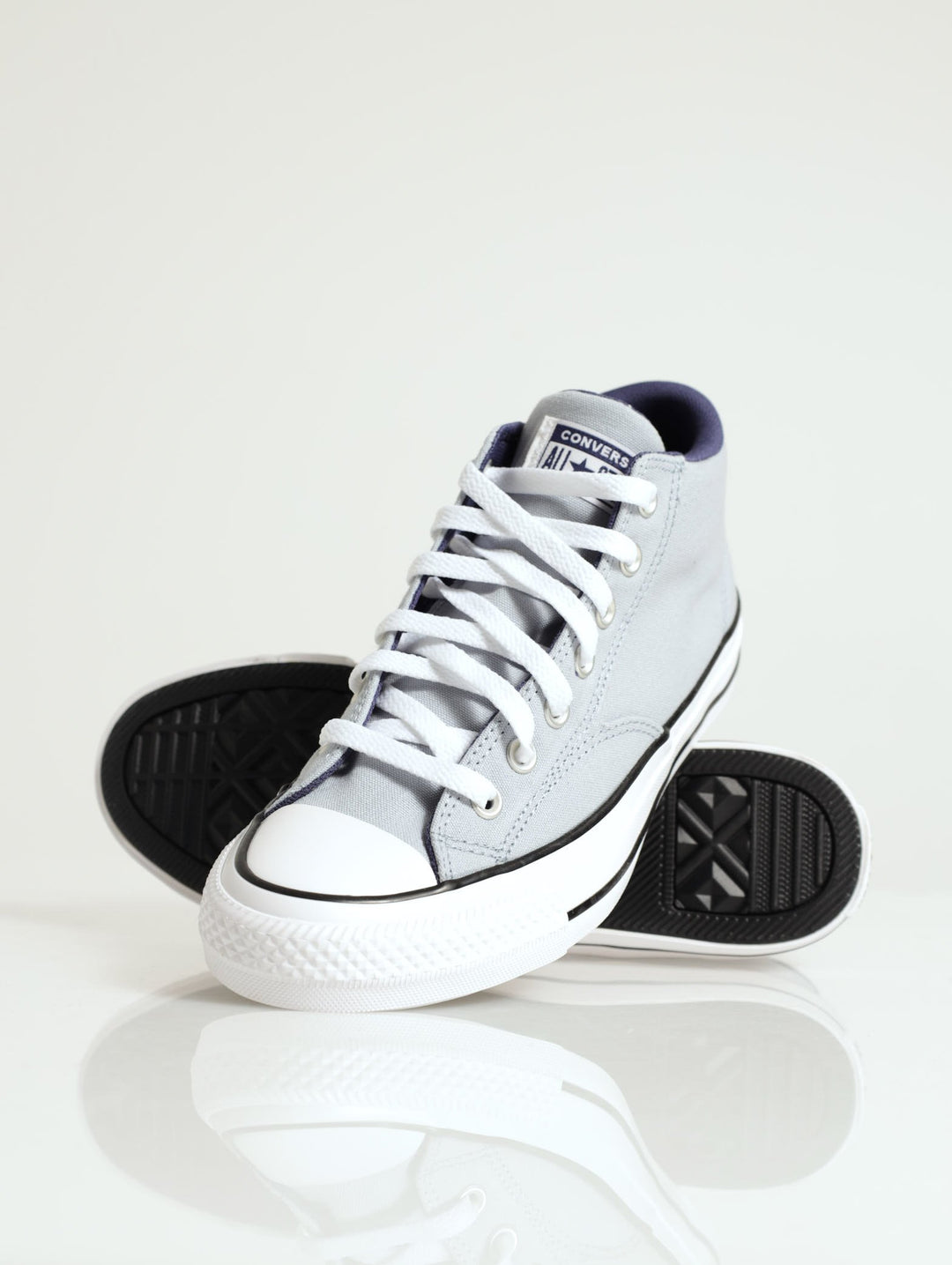 Chuck Taylor All Star Malden Street Sneaker - Grey