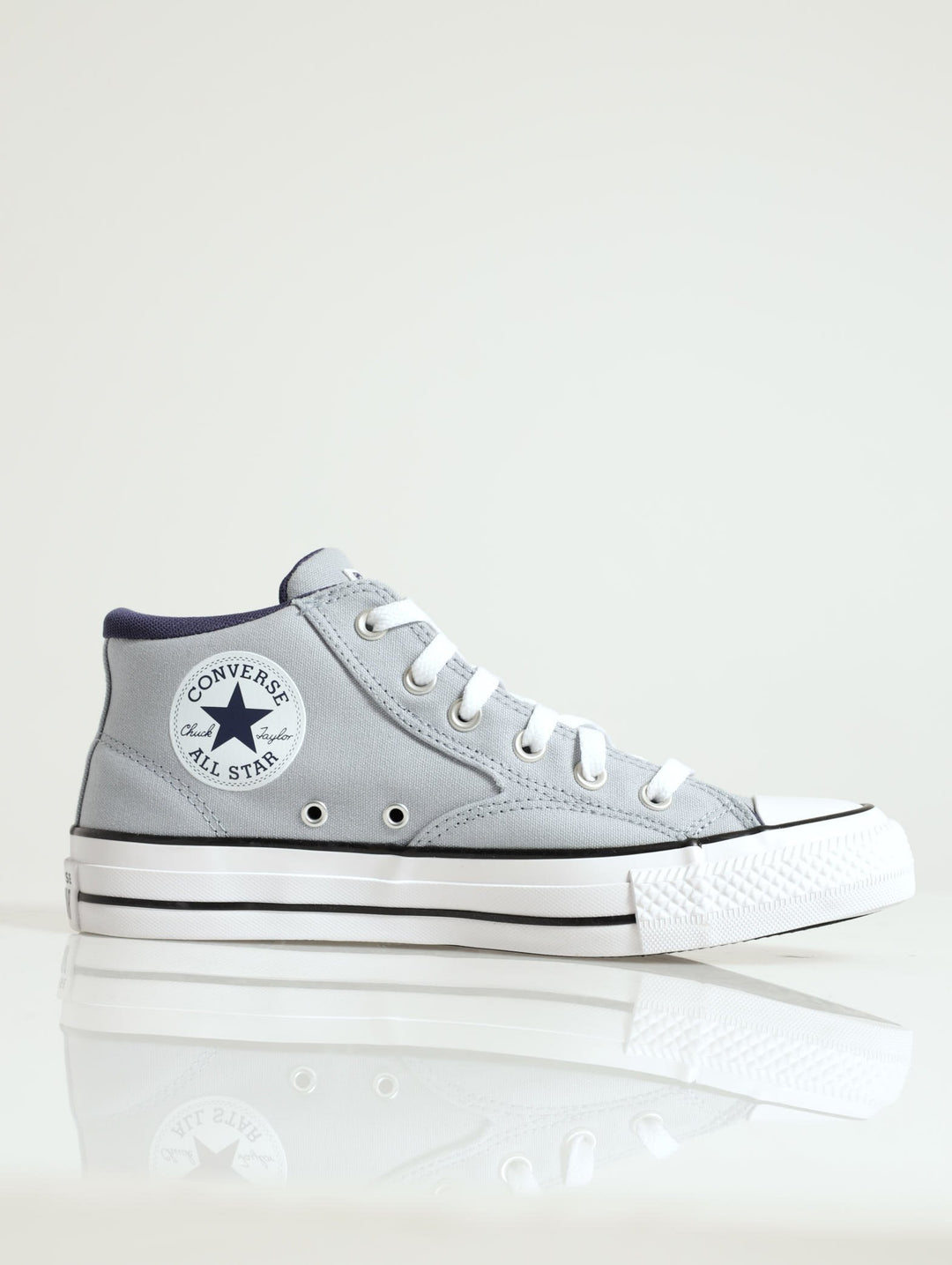 Chuck Taylor All Star Malden Street Sneaker - Grey