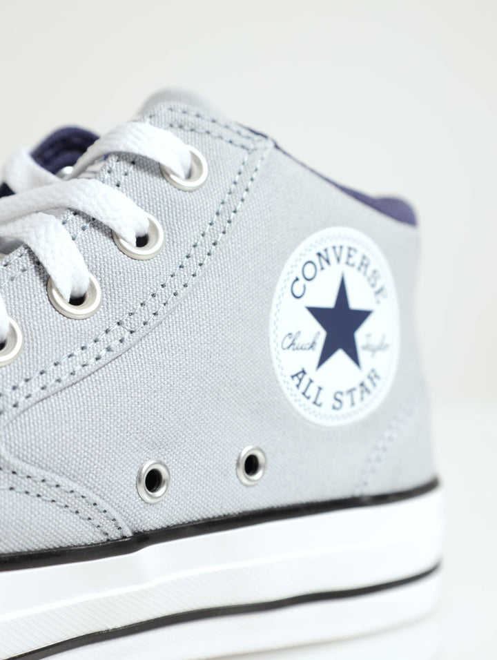 Chuck Taylor All Star Malden Street Sneaker - Grey