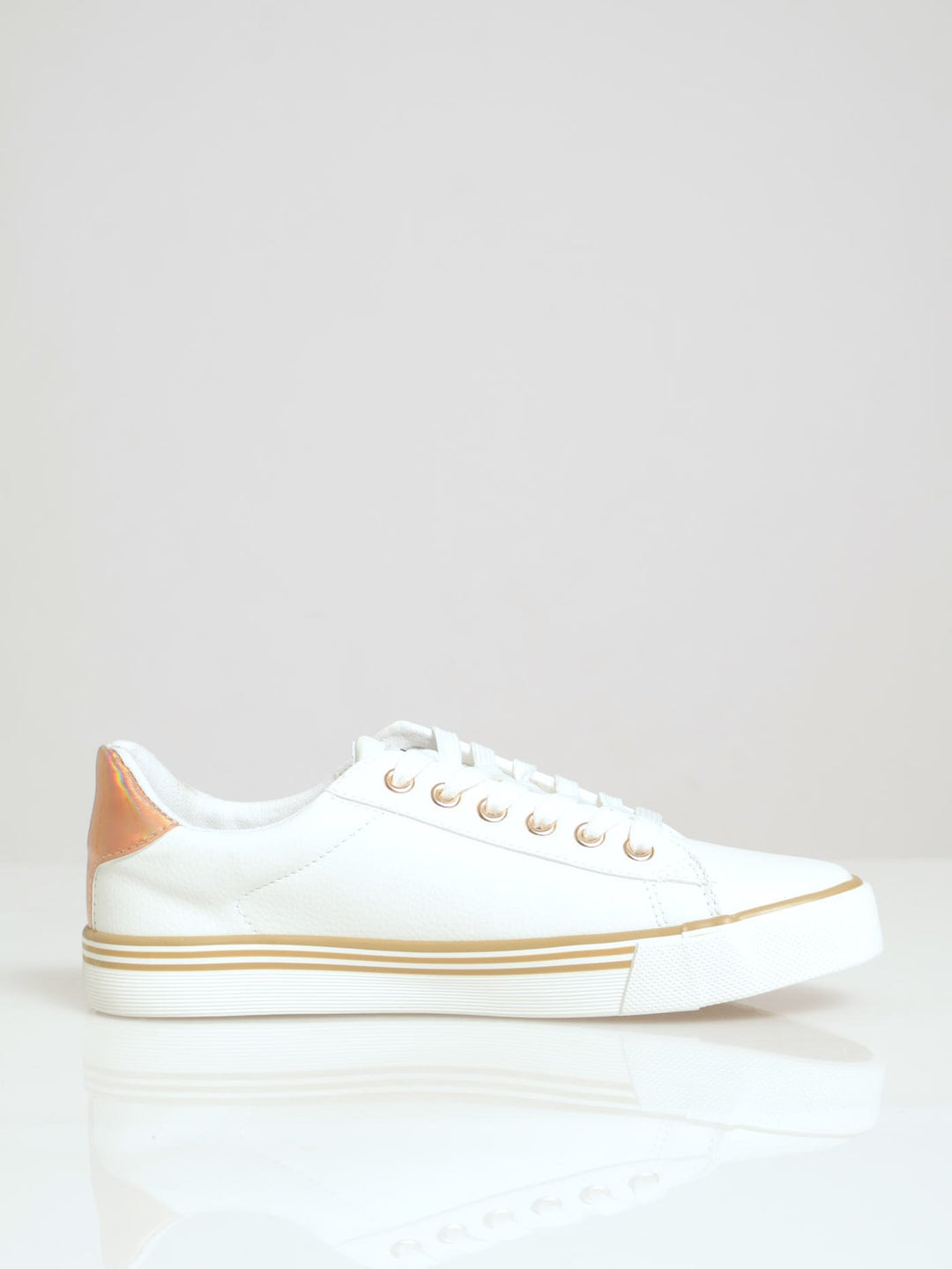 Lexi Panelled Low Cut Sneaker - White