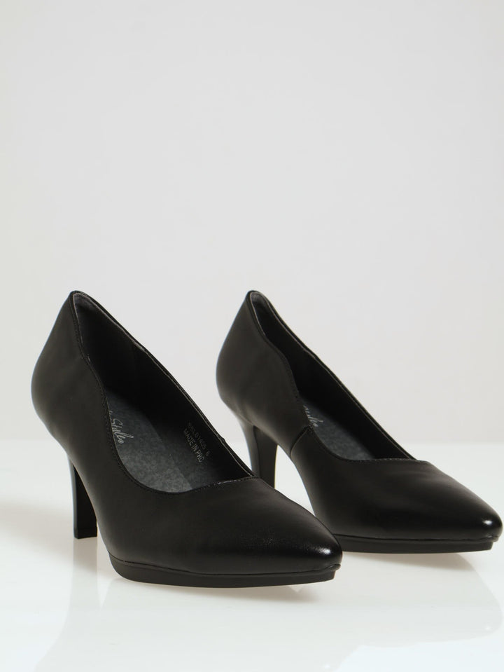 Soft Phillipa Pointed Toe Court Heel - Black