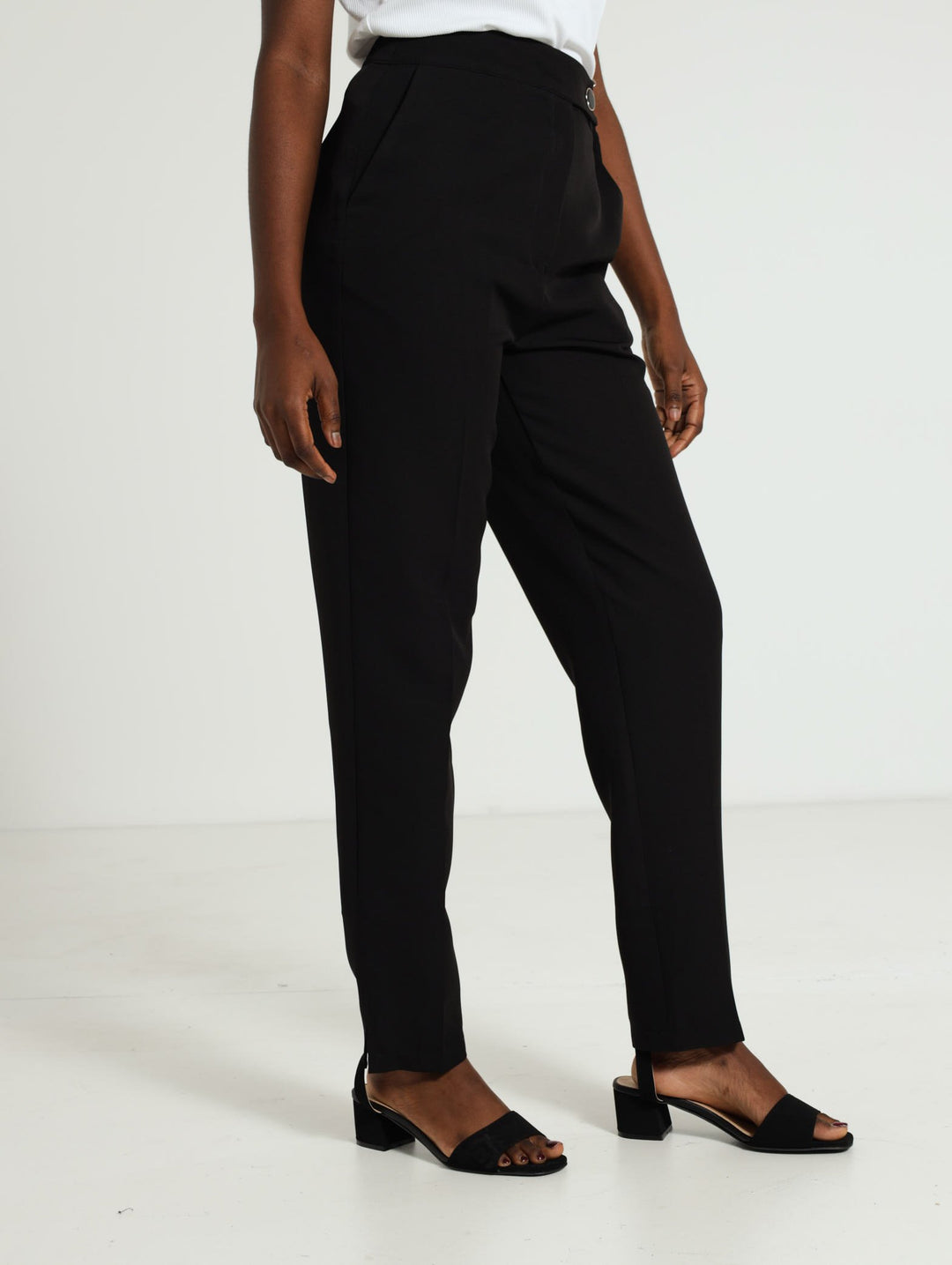 Extended Tab Slimleg Pants - Black