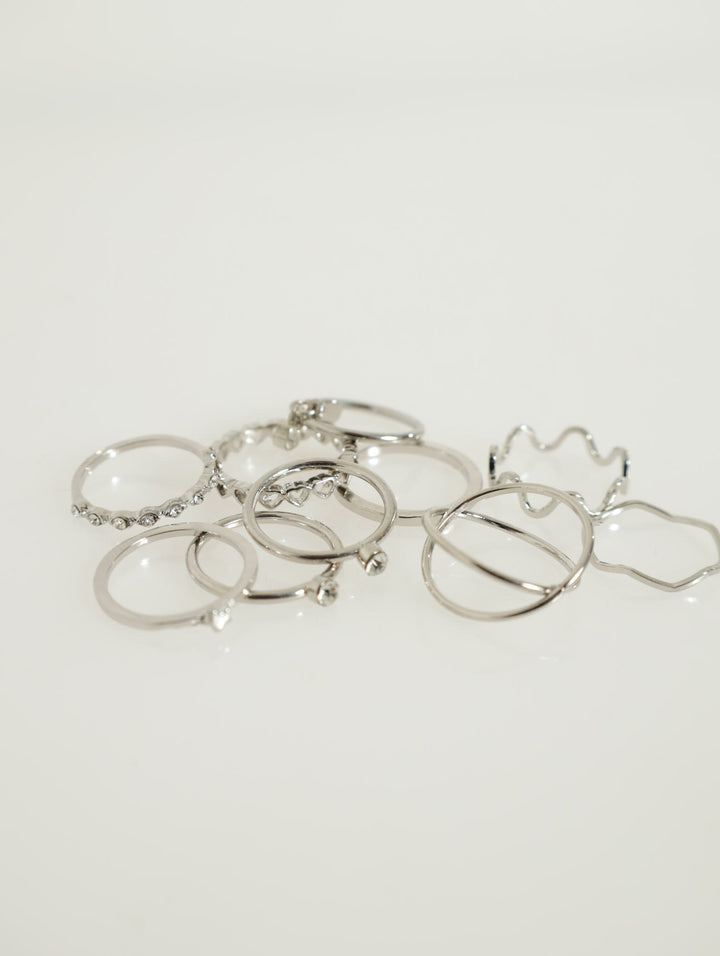 10 Pack Thin Diamante & Pattern Rings - Silver