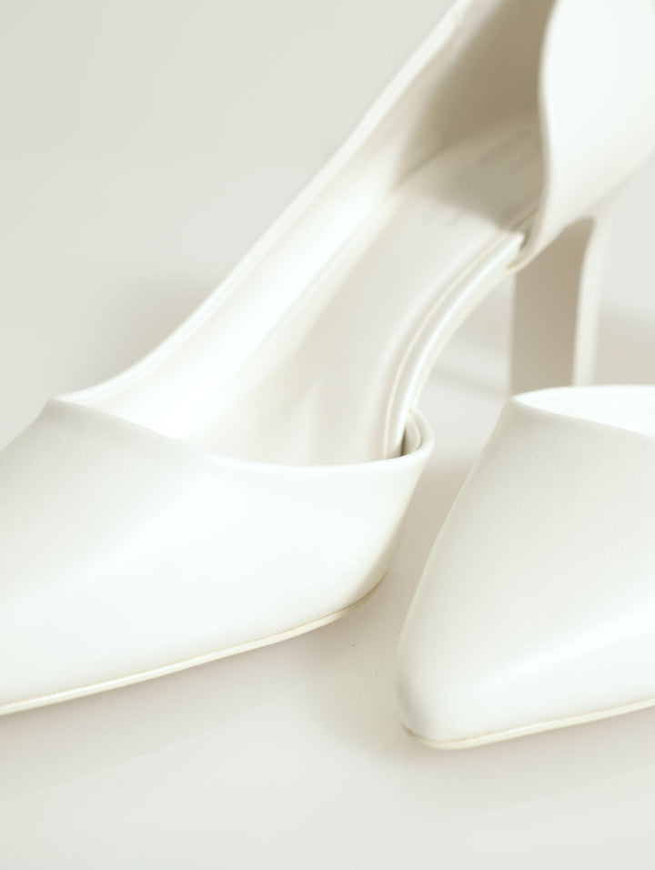 Ninaa Pointed Toe Stiletto Heel - White