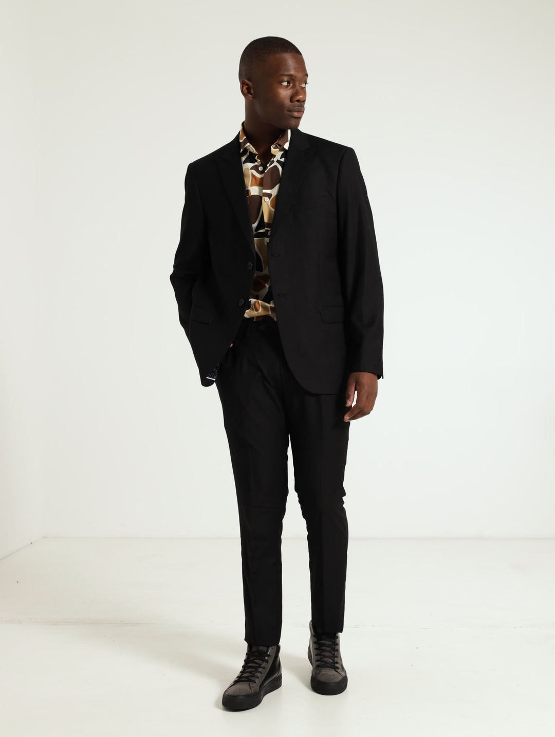 Classic Suit Jacket - Black