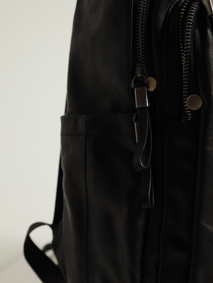 Leather Zipped Backpack - Black