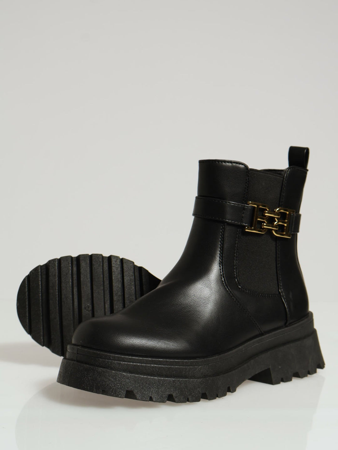 Chunky Monogram Trim Chelsea Boot - Black