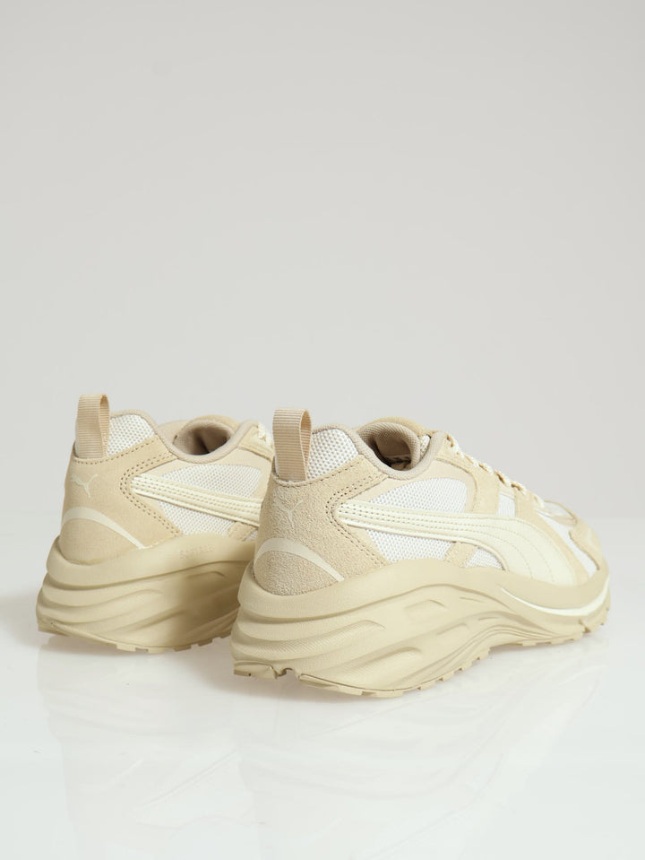 Hypnotic Closed Toe Lace Up Sneaker - Beige
